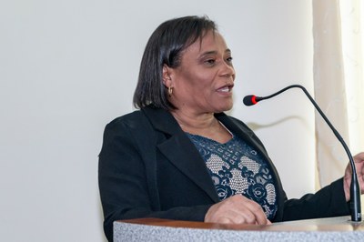 Sessão Solene mulher 1 Laura.jpeg Sessão Solene mulher 1 Laura.jpeg